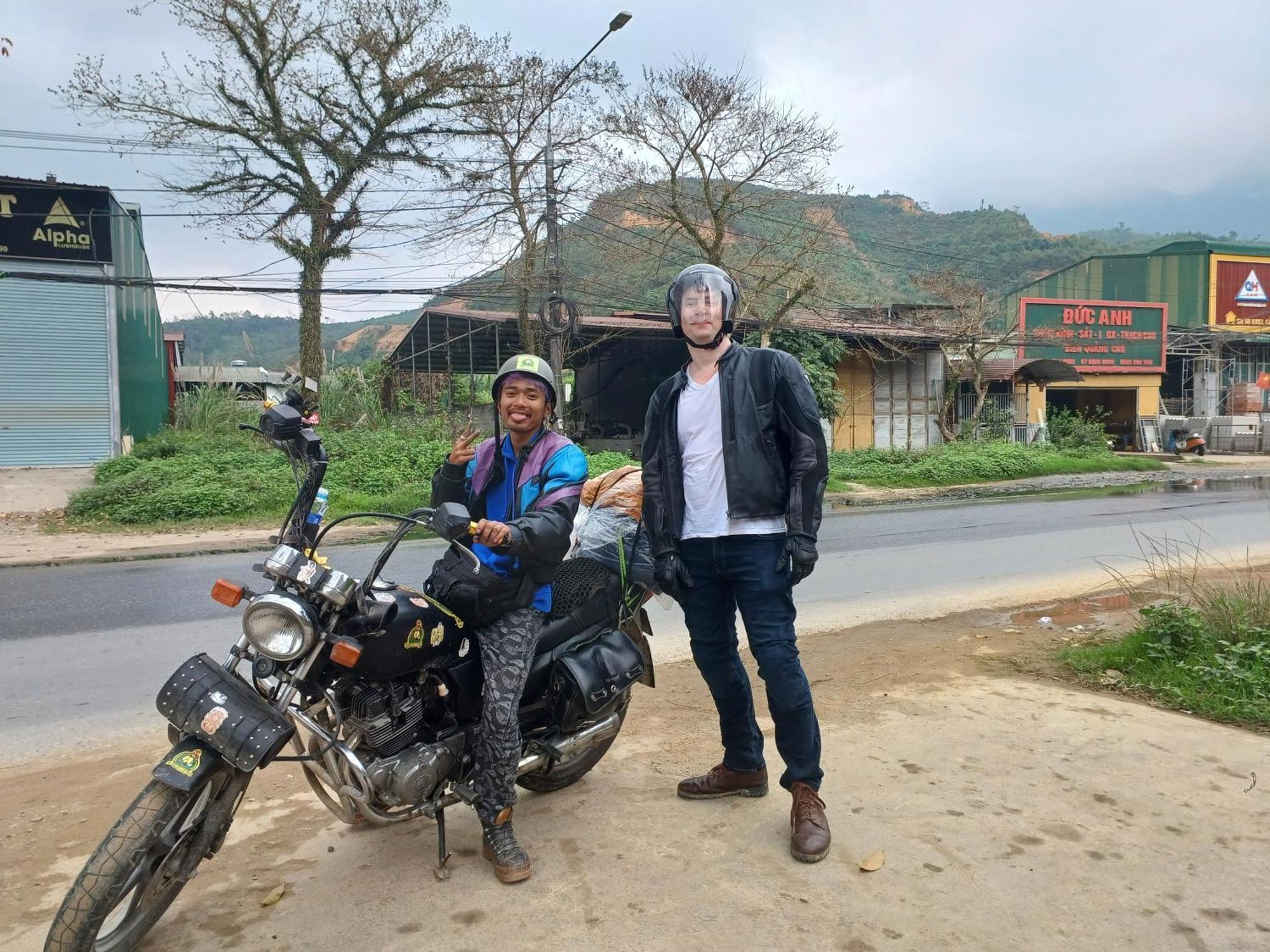 Hotel Yolo Ha Giang Adventures, Motorbike And Loop Tours Exteriér fotografie